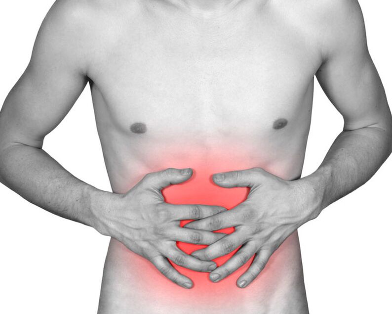 dolor abdominal debido a la presencia de parásitos en el cuerpo